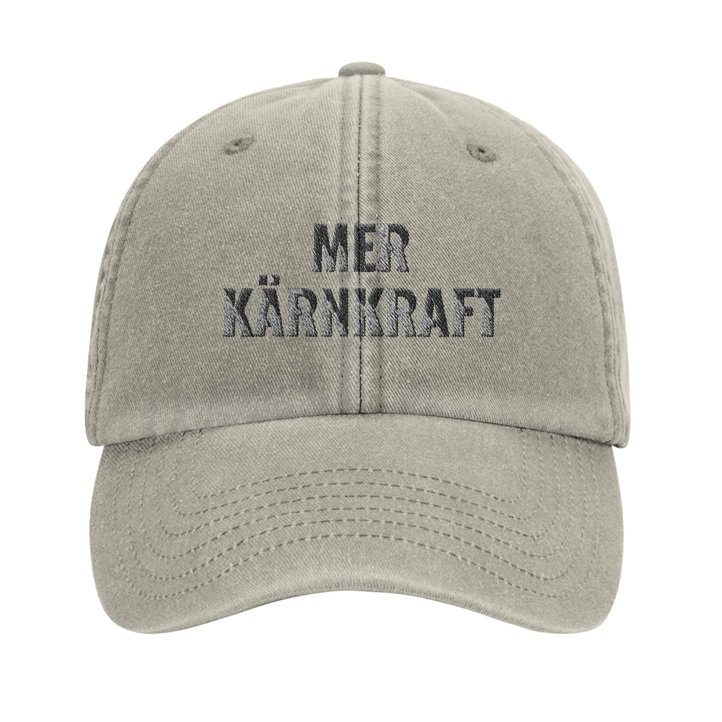Beige vintagekeps i bomull med vit broderad text “Mer kärnkraft” från Nordbruk.